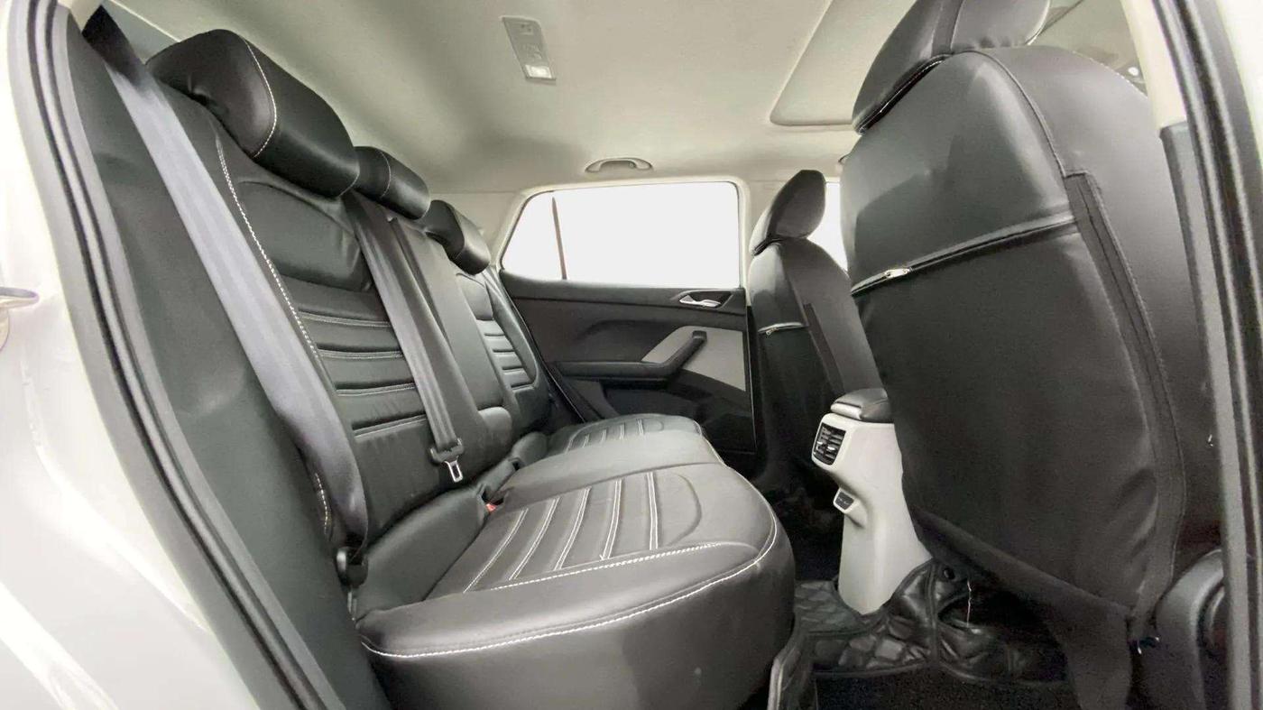 2021 Skoda KUSHAQ STYLE 1.5L TSI DSG, Petrol, Automatic, 74,932 km, Right Side Rear Door Cabin