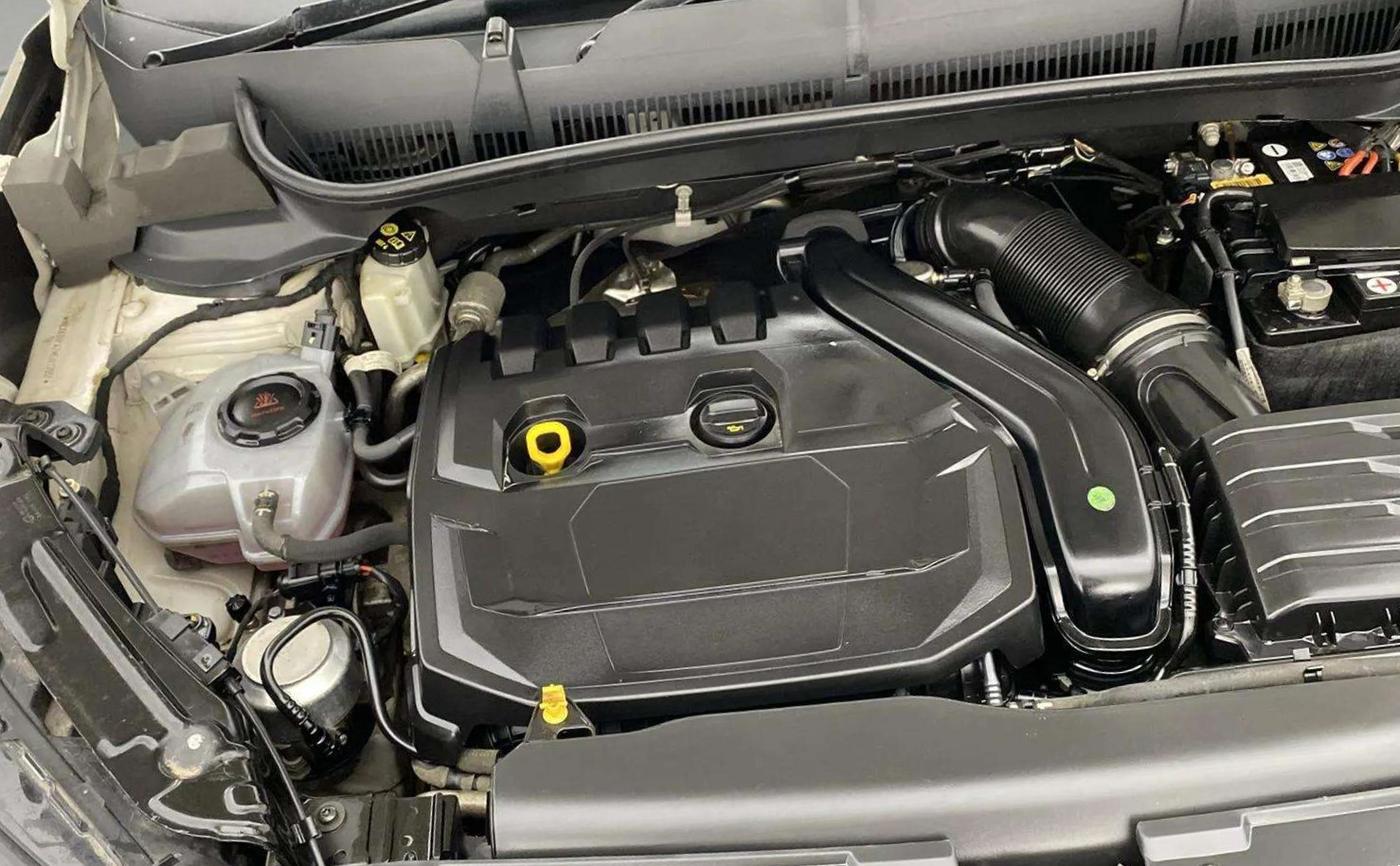 2021 Skoda KUSHAQ STYLE 1.5L TSI DSG, Petrol, Automatic, 74,932 km, Engine View - Right
