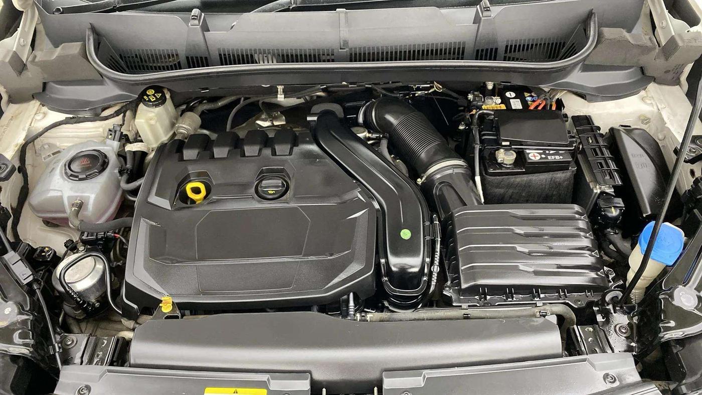 2021 Skoda KUSHAQ STYLE 1.5L TSI DSG, Petrol, Automatic, 74,932 km, Engine View