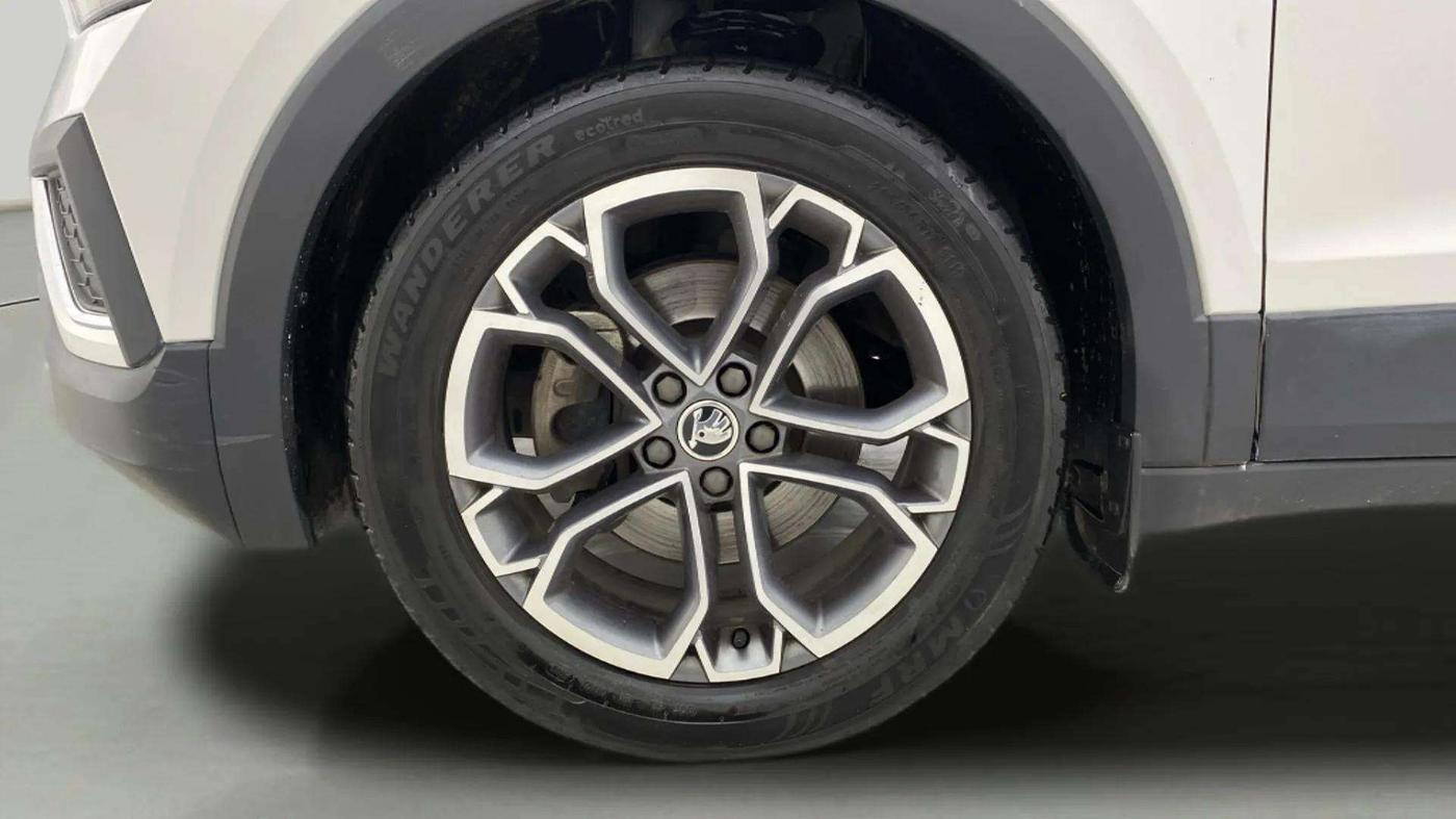 2021 Skoda KUSHAQ STYLE 1.5L TSI DSG, Petrol, Automatic, 74,932 km, Left Front Wheel