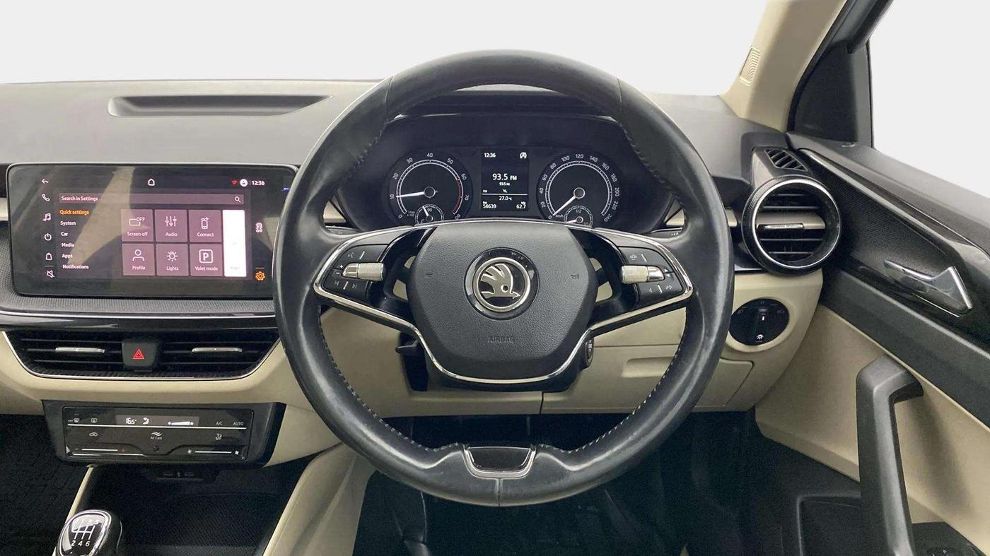 2022 Skoda SLAVIA AMBITION 1.0L TSI MT, Petrol, Manual, 58,663 km, Steering Wheel Close Up