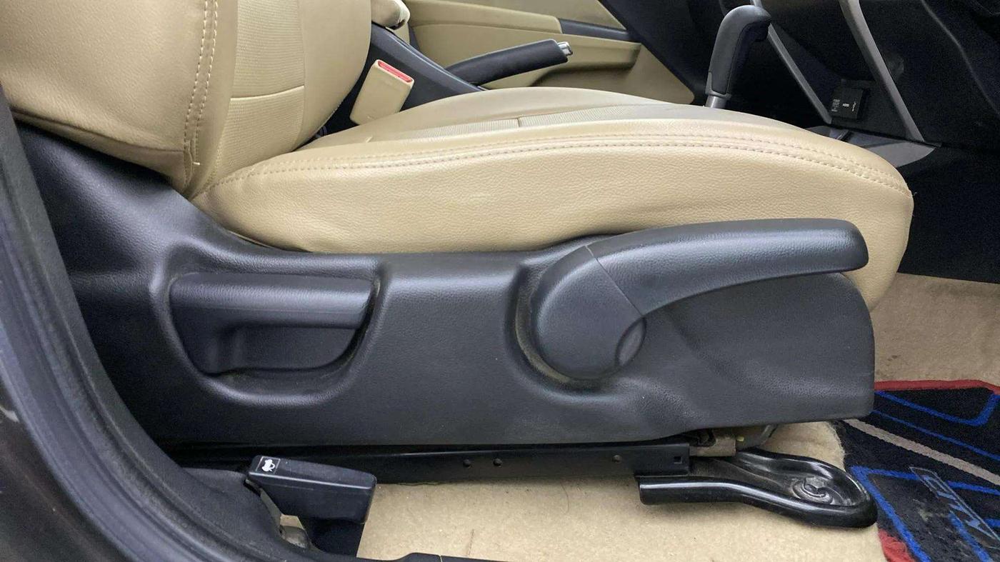 2018 Honda City 1.5L I-VTE V CVT, Petrol, Automatic, 91,026 km, Driver Side Adjustment Panel