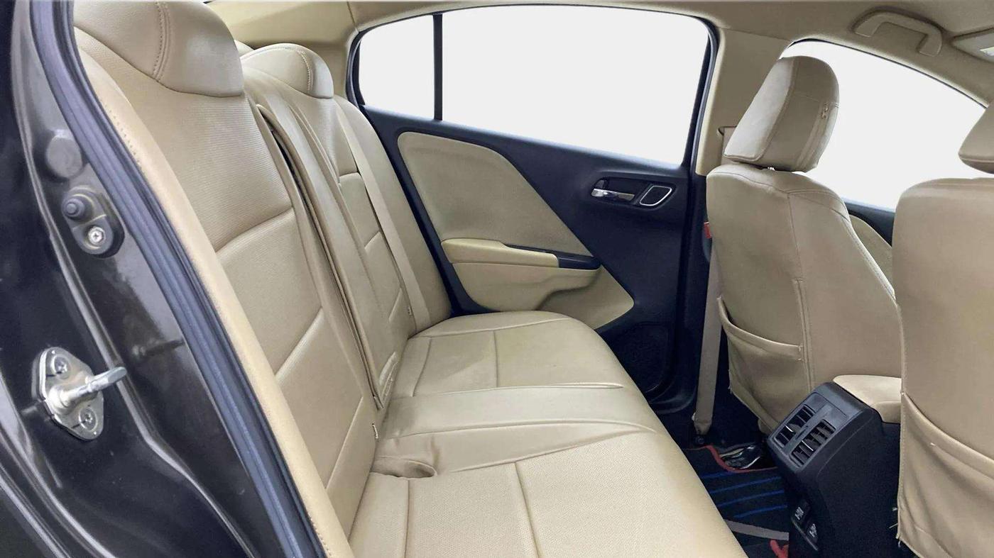 2018 Honda City 1.5L I-VTE V CVT, Petrol, Automatic, 91,026 km, Right Side Rear Door Cabin