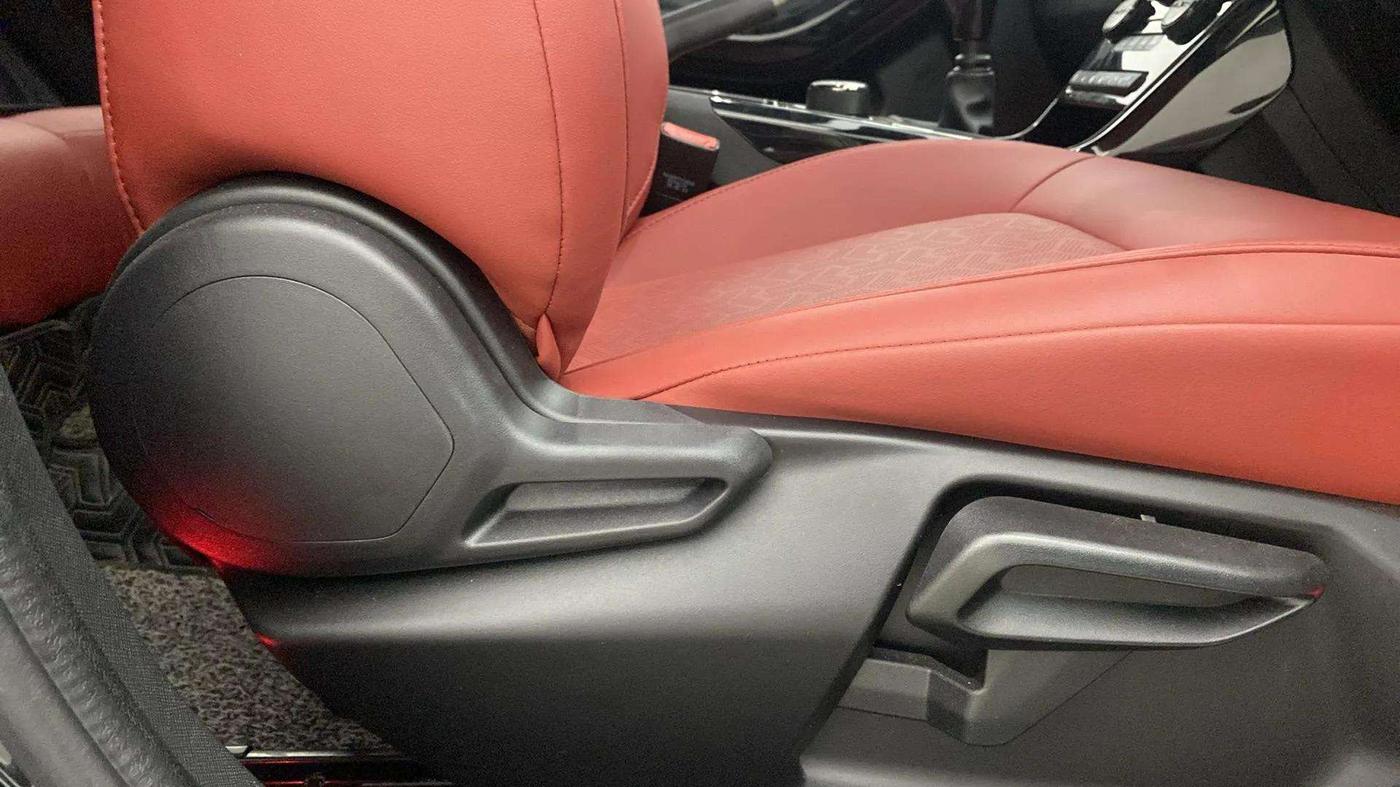 2023 Tata NEXON XZ PLUS LUX SUNROOF RED DARK DIESEL, Diesel, Manual, 2,489 km, Driver Side Adjustment Panel