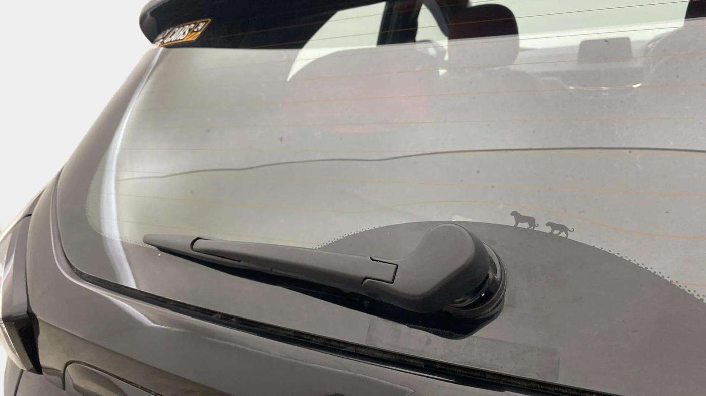 2023 Tata NEXON XZ PLUS LUX SUNROOF RED DARK DIESEL, Diesel, Manual, 2,489 km, Rear Wiper