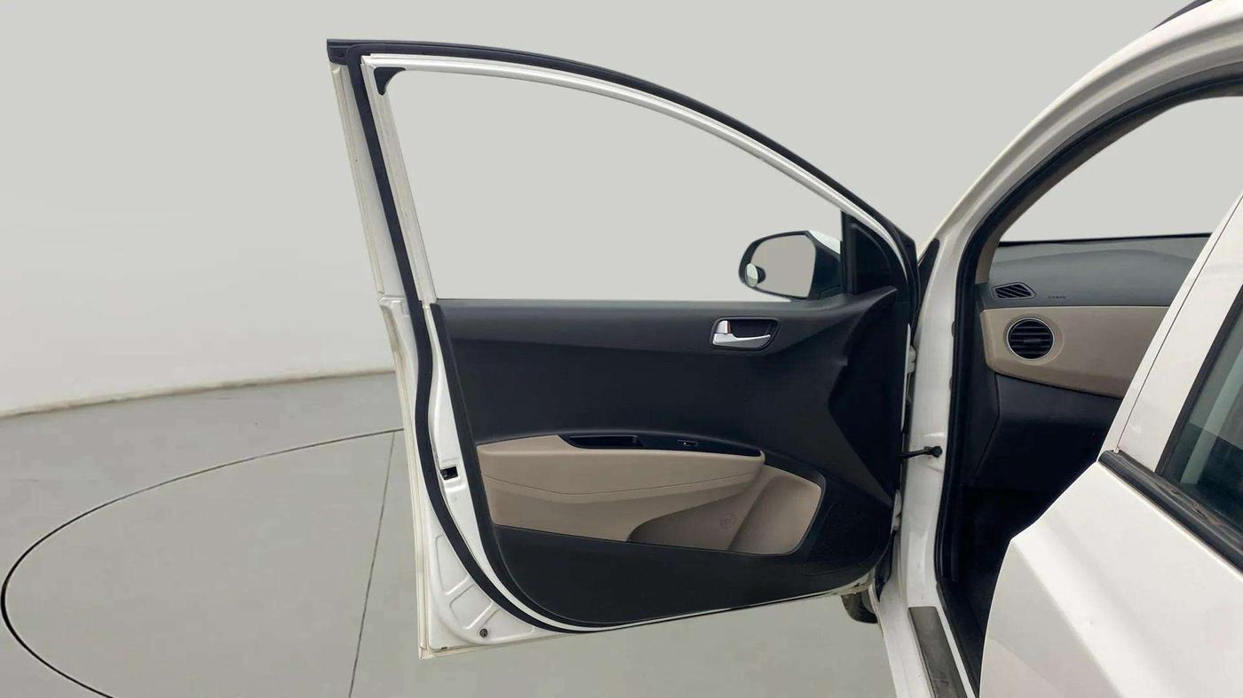 2016 Hyundai Grand i10 ASTA (O) AT 1.2 KAPPA VTVT, Petrol, Automatic, 24,261 km, LHS Front Door