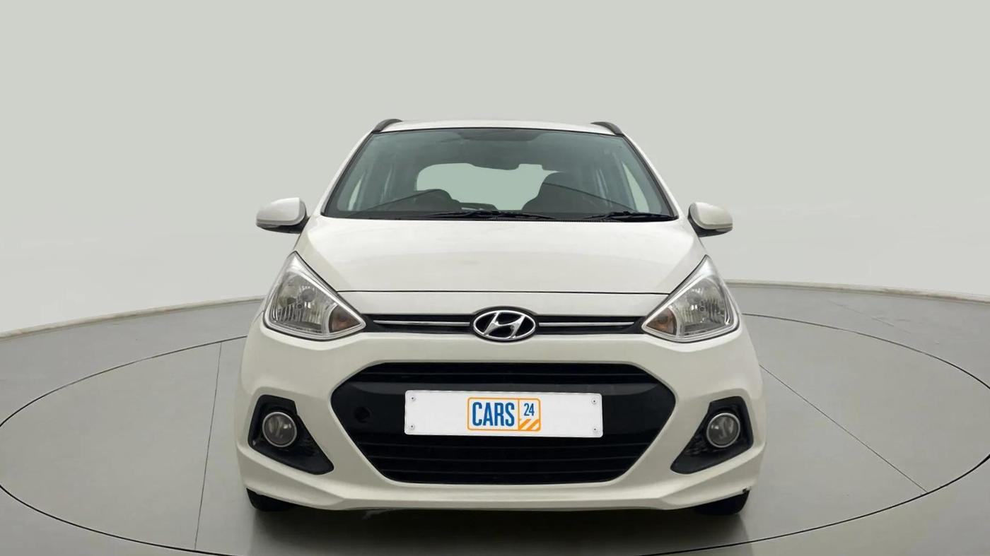 2016 Hyundai Grand i10 ASTA (O) AT 1.2 KAPPA VTVT, Petrol, Automatic, 24,261 km, Front