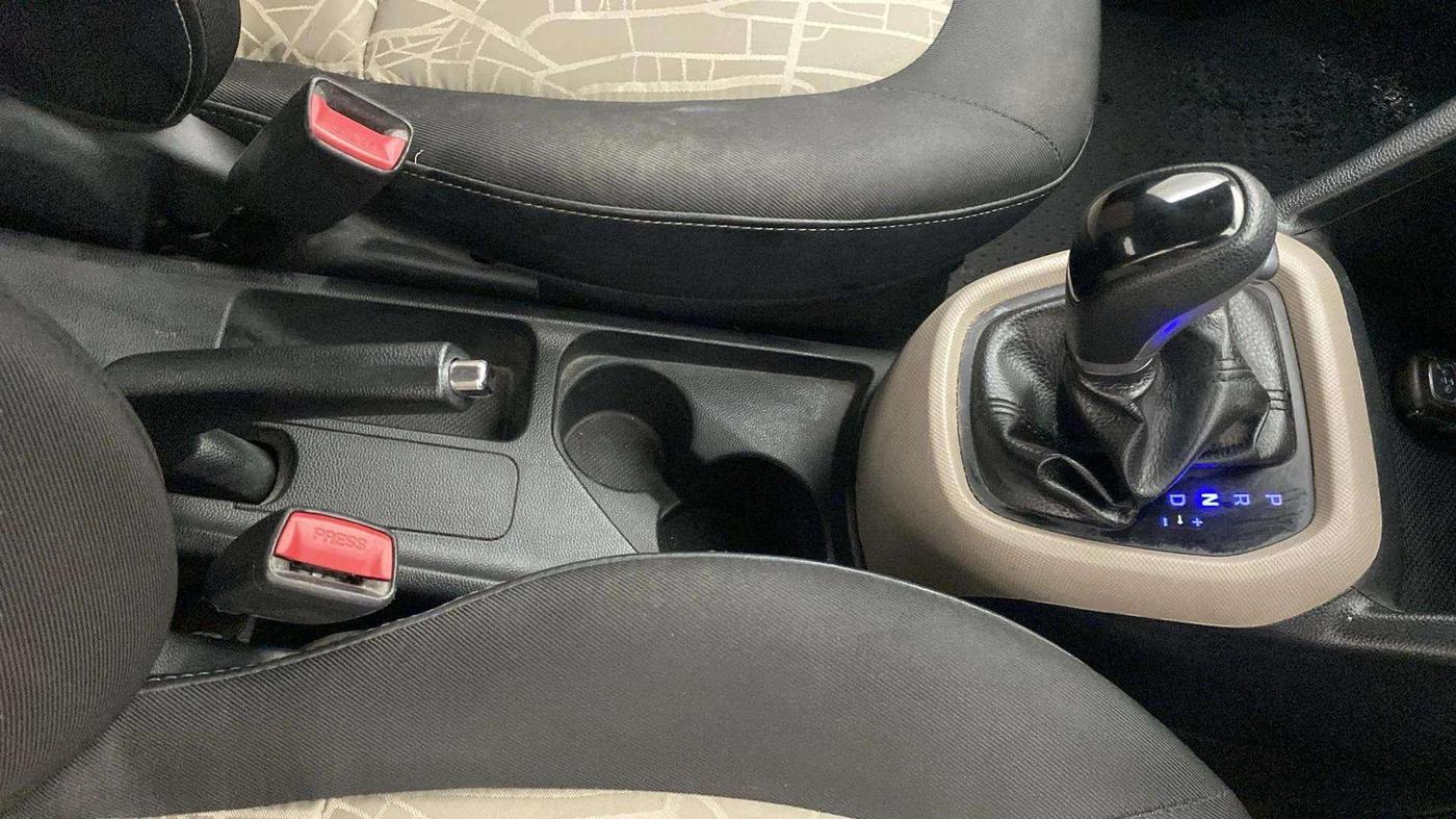 2016 Hyundai Grand i10 ASTA (O) AT 1.2 KAPPA VTVT, Petrol, Automatic, 24,261 km, Gear Lever