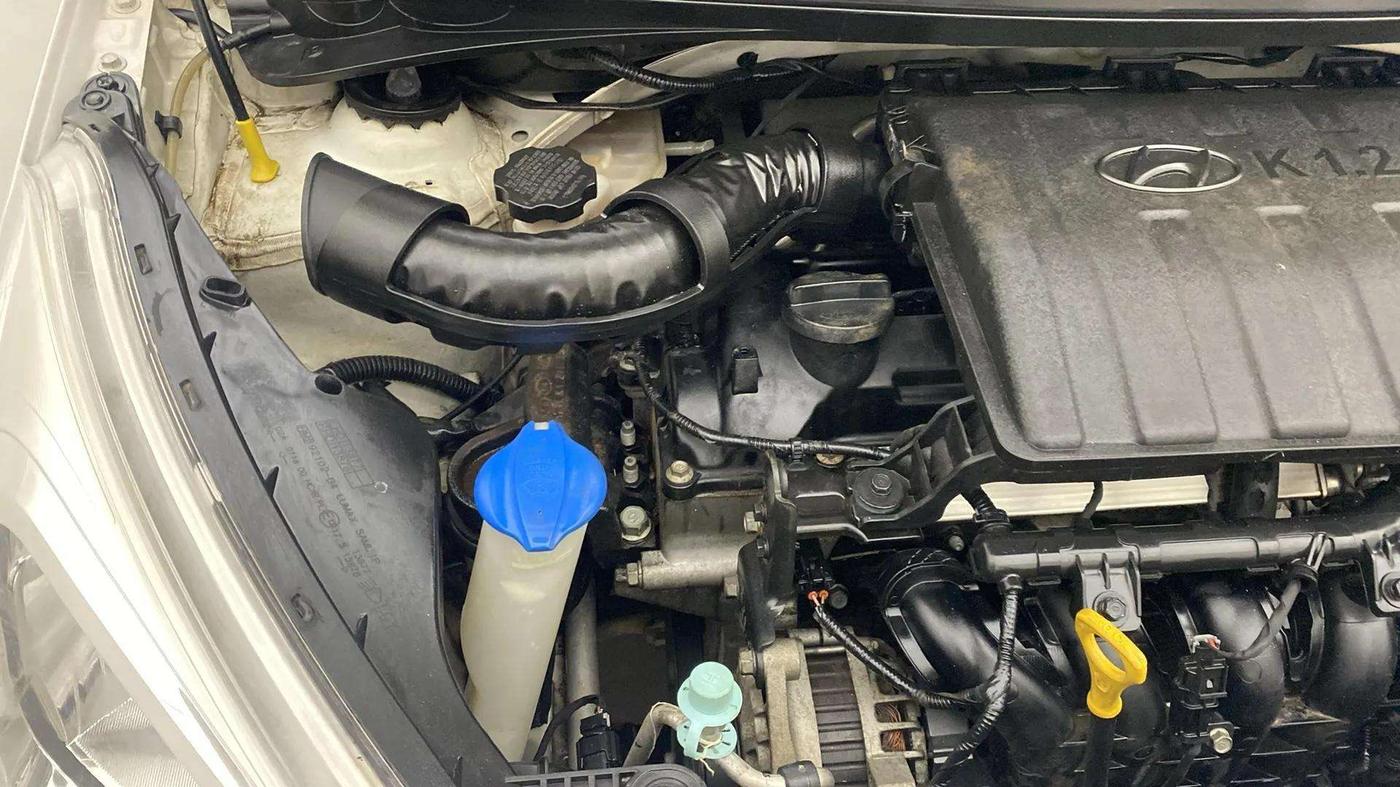 2016 Hyundai Grand i10 ASTA (O) AT 1.2 KAPPA VTVT, Petrol, Automatic, 24,261 km, Engine View - Right