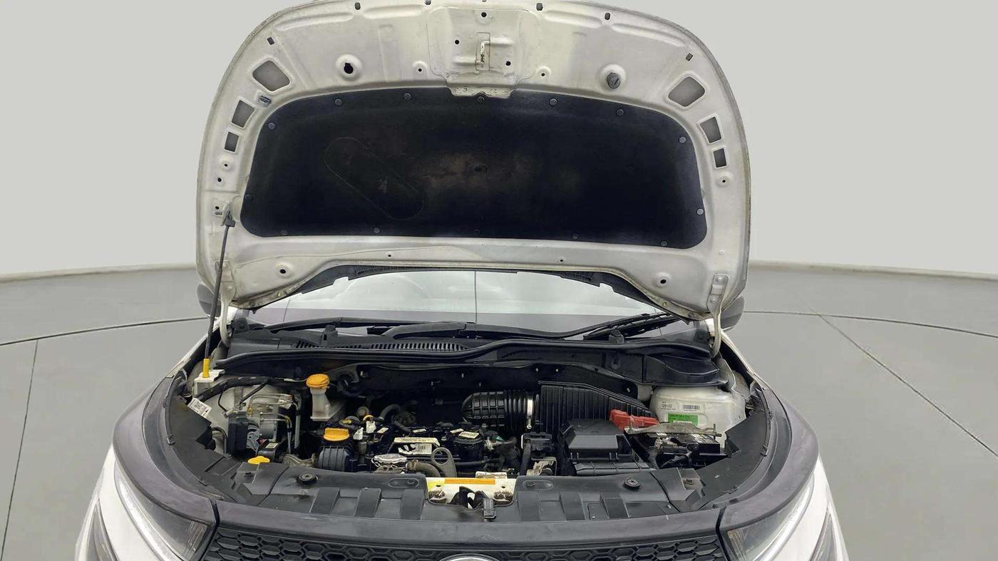 2022 Tata ALTROZ XZ PLUS PETROL, Petrol, Manual, 18,106 km, Open Bonet