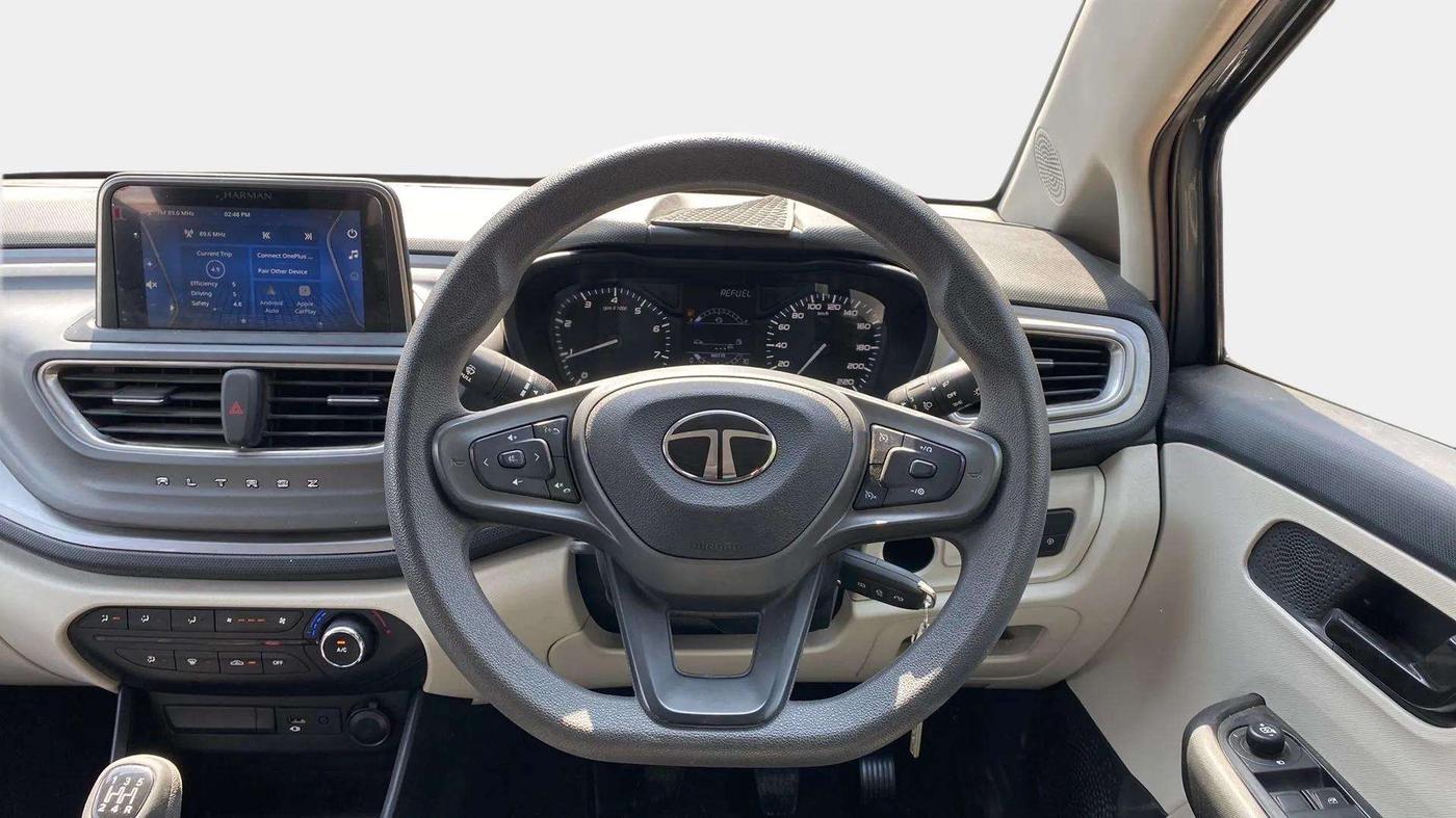 2024 Tata ALTROZ XM PLUS SUNROOF, Petrol, Manual, 3,141 km, Steering Wheel Close Up