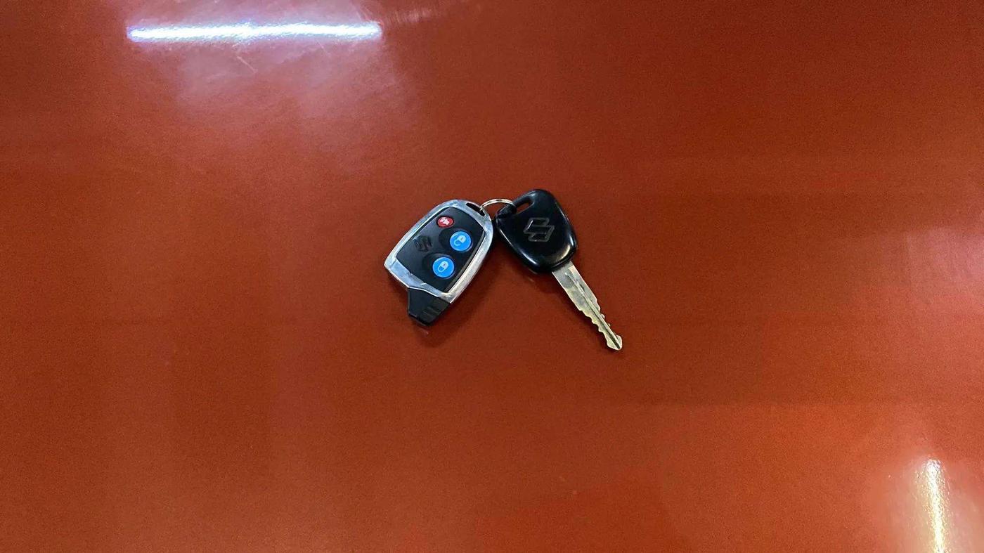 2014 Maruti Alto K10 VXI, Petrol, Manual, 68,775 km, Key Close Up