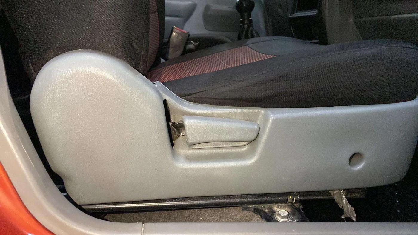 2014 Maruti Alto K10 VXI, Petrol, Manual, 68,775 km, Driver Side Adjustment Panel