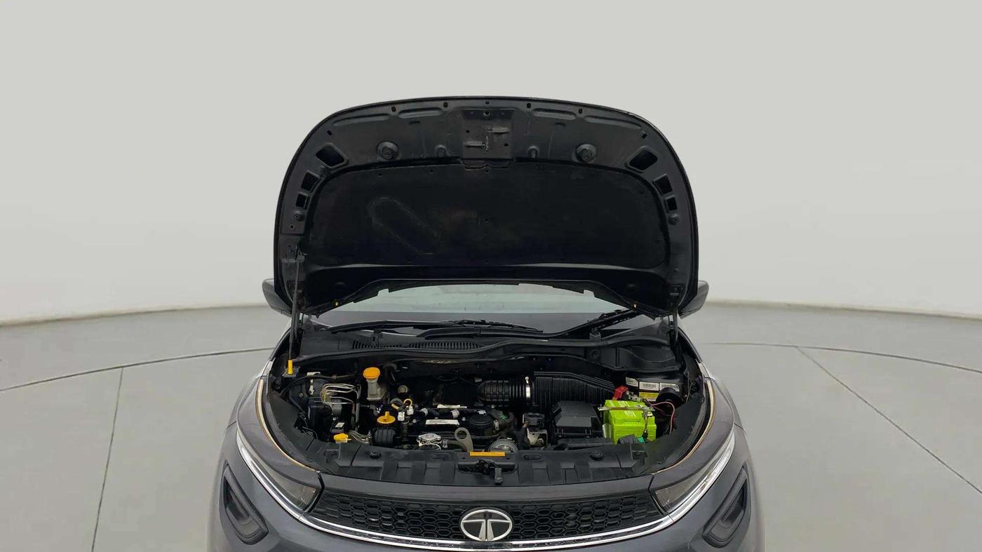 2020 Tata ALTROZ XE PETROL, Petrol, Manual, 59,618 km, Open Bonet