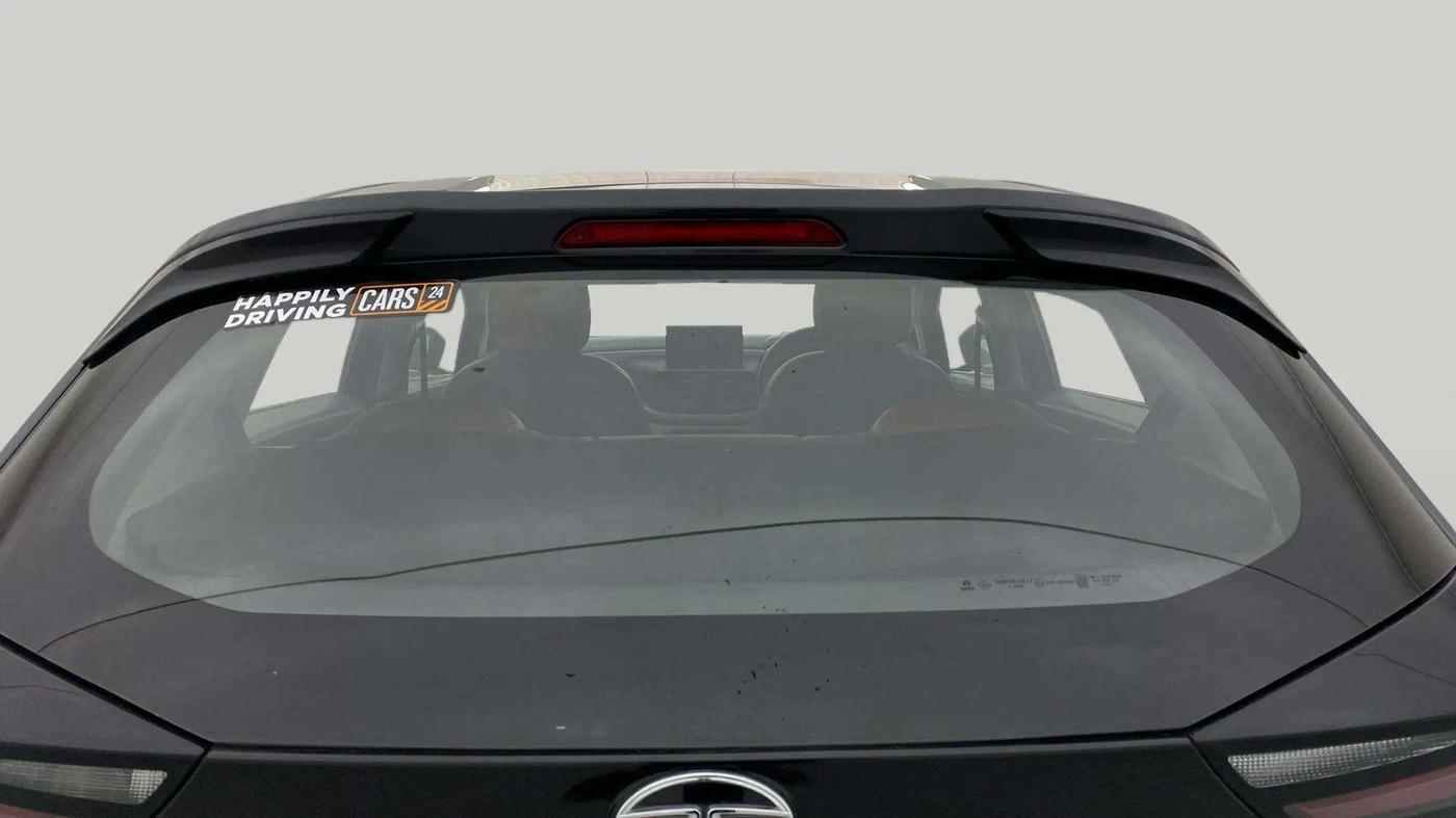 2020 Tata ALTROZ XE PETROL, Petrol, Manual, 59,618 km, Rear Windshield