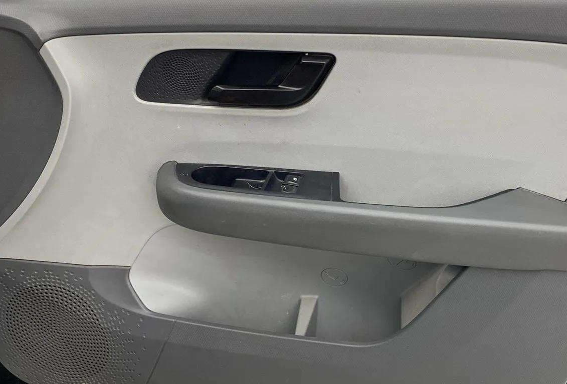 2020 Tata ALTROZ XE PETROL, Petrol, Manual, 59,618 km, Driver Side Door Panels Control