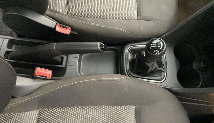 2019 Volkswagen Polo COMFORTLINE 1.0L MPI, Petrol, Manual, 46,496 km, Gear Lever