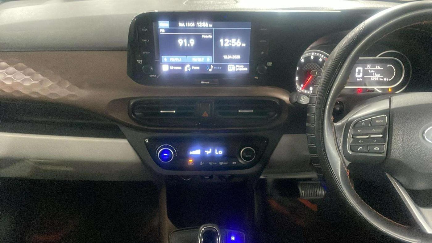 2020 Hyundai AURA SX PLUS 1.2 AMT, Petrol, Automatic, 52,325 km, Air Conditioner
