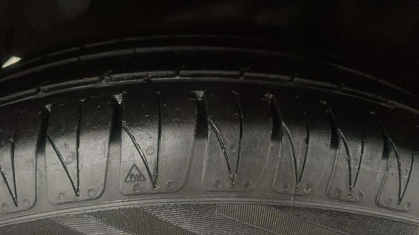 2020 Hyundai AURA SX PLUS 1.2 AMT, Petrol, Automatic, 52,325 km, Left Rear Tyre Tread