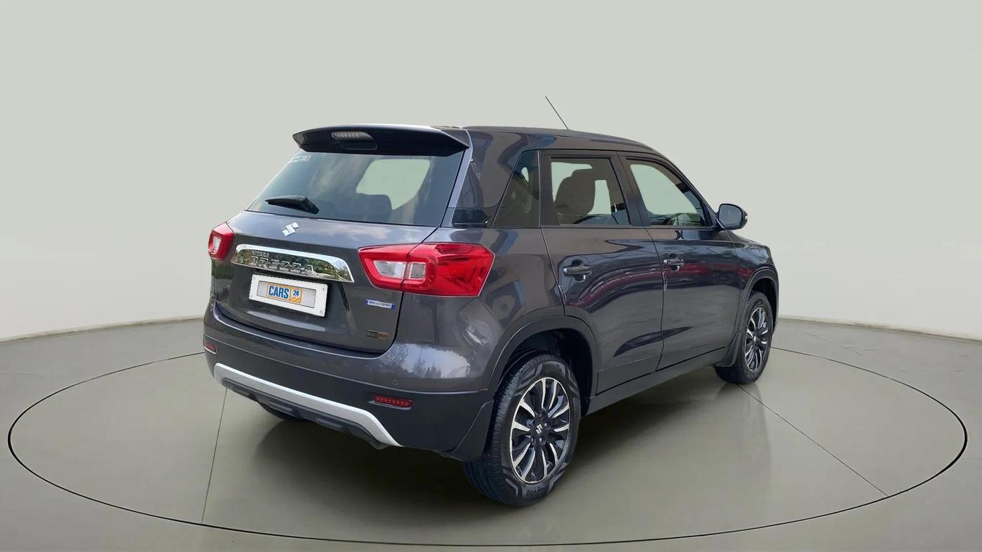 2022 Maruti BREZZA ZXI + AT SMART HYBRID, Petrol, Automatic, 26,636 km, Right Back Diagonal