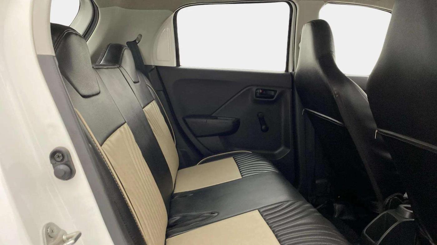 2022 Maruti Alto K10 VXI, Petrol, Manual, 24,467 km, Right Side Rear Door Cabin