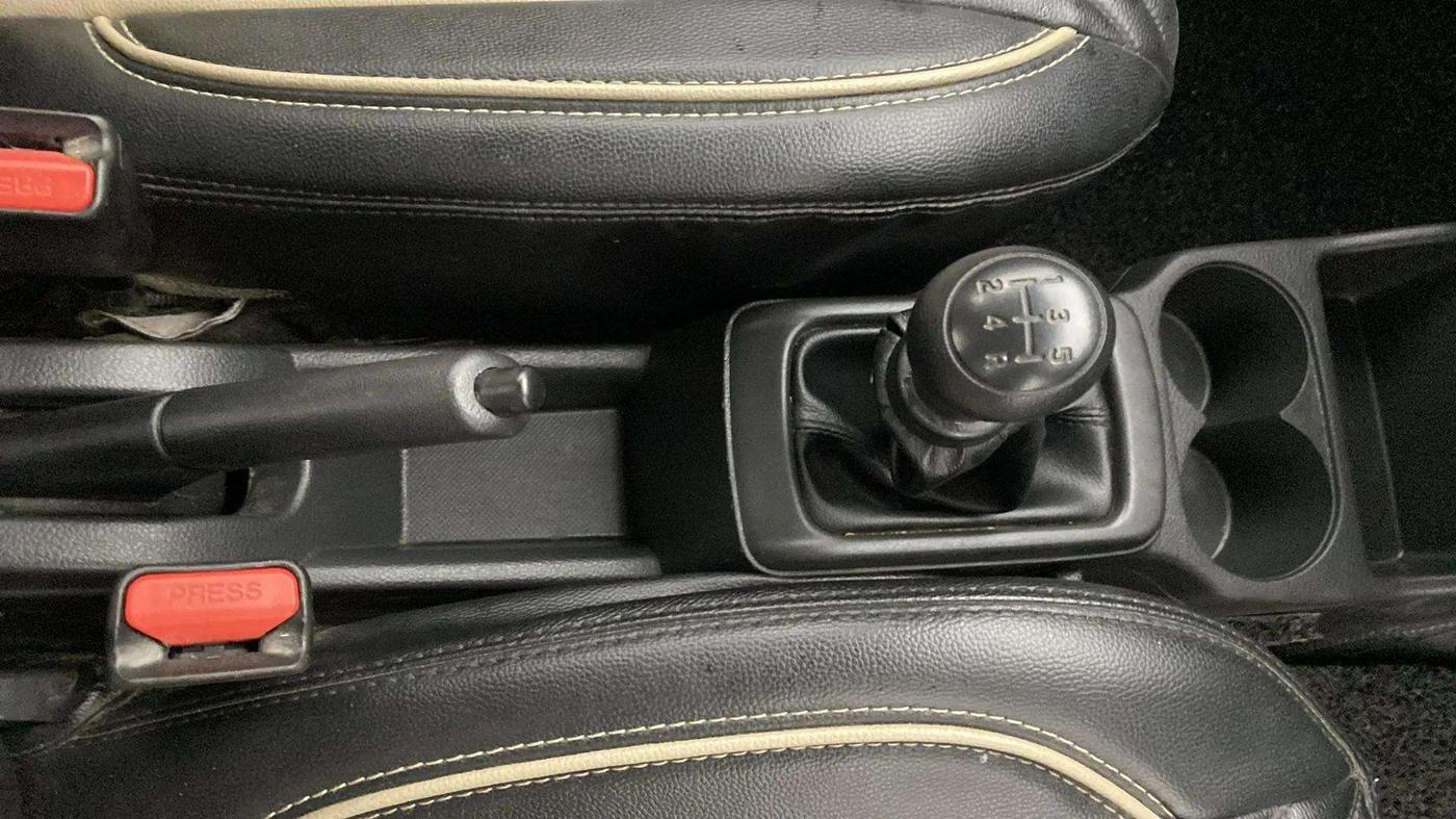 2022 Maruti Alto K10 VXI, Petrol, Manual, 24,467 km, Gear Lever