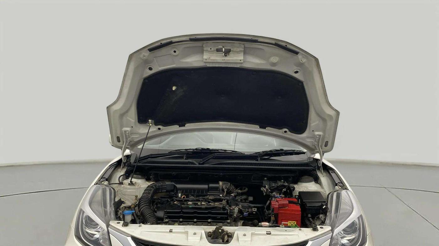 2020 Maruti Baleno ZETA PETROL 1.2, Petrol, Manual, 29,114 km, Open Bonet