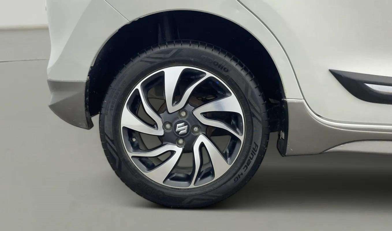 2020 Maruti Baleno ZETA PETROL 1.2, Petrol, Manual, 29,114 km, Right Rear Wheel