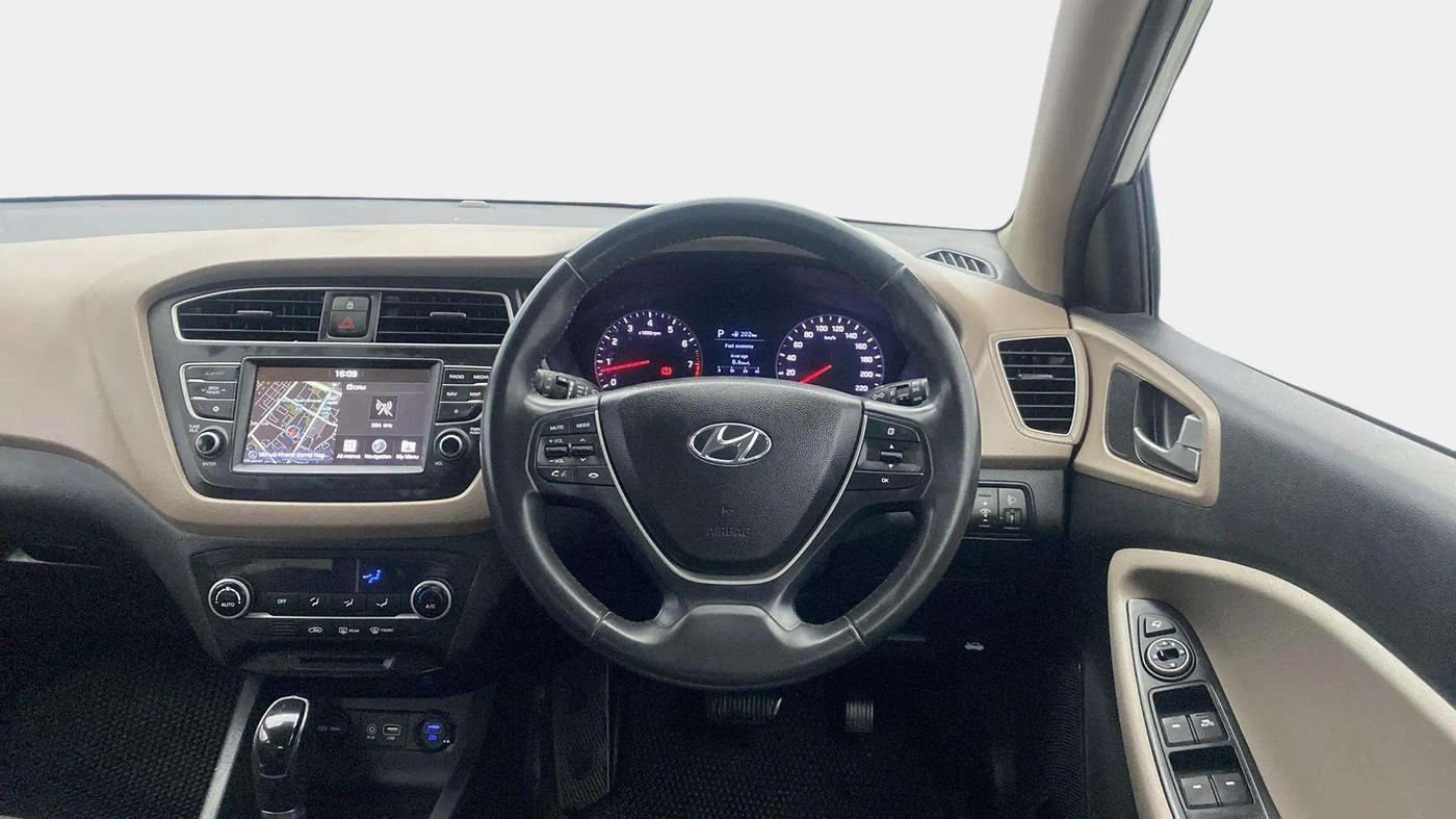 2019 Hyundai Elite i20 ASTA (O) CVT, Petrol, Automatic, 62,284 km, Steering Wheel Close Up