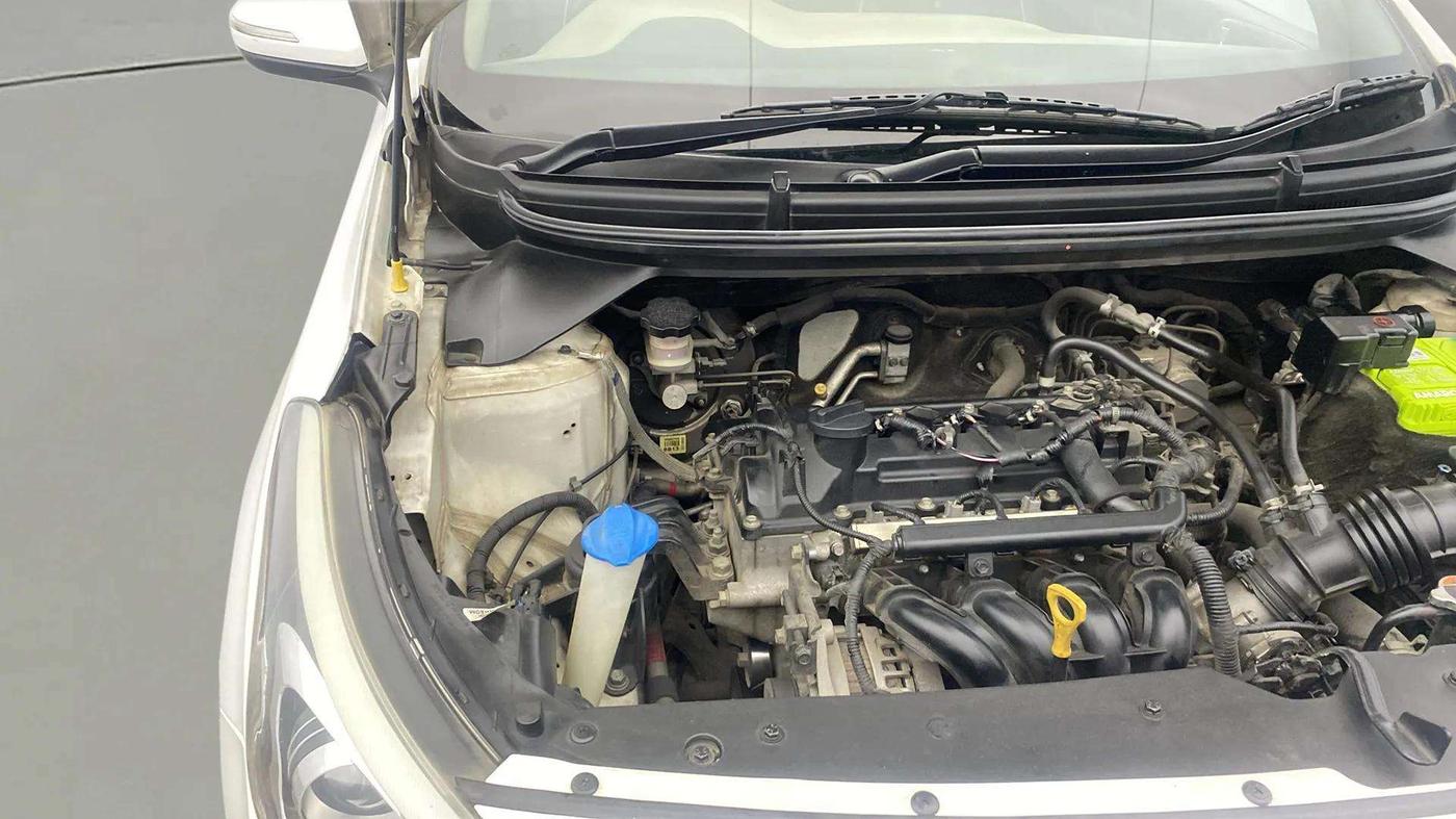 2019 Hyundai Elite i20 ASTA (O) CVT, Petrol, Automatic, 62,284 km, Engine View - Right