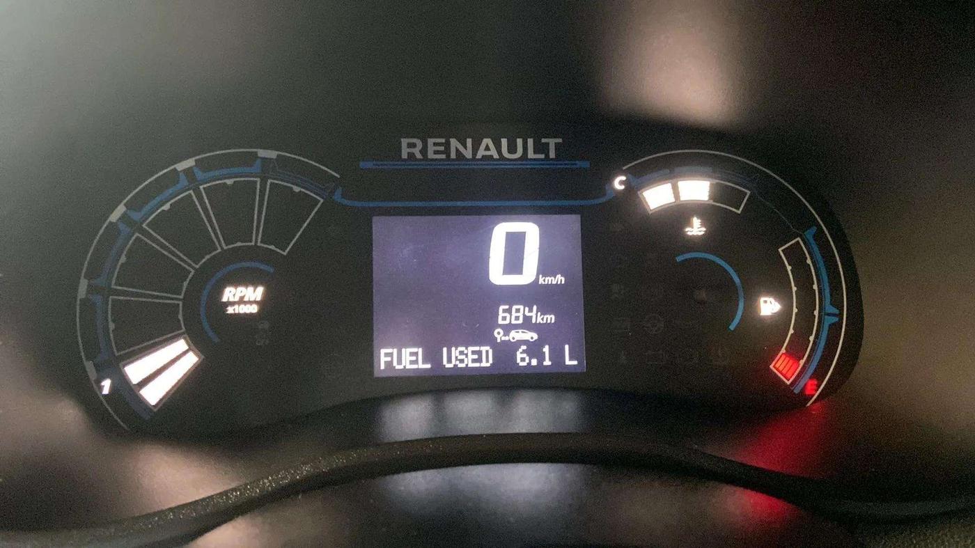 2024 Renault Kwid RXT 1.0, Petrol, Manual, 789 km, Odometer Image