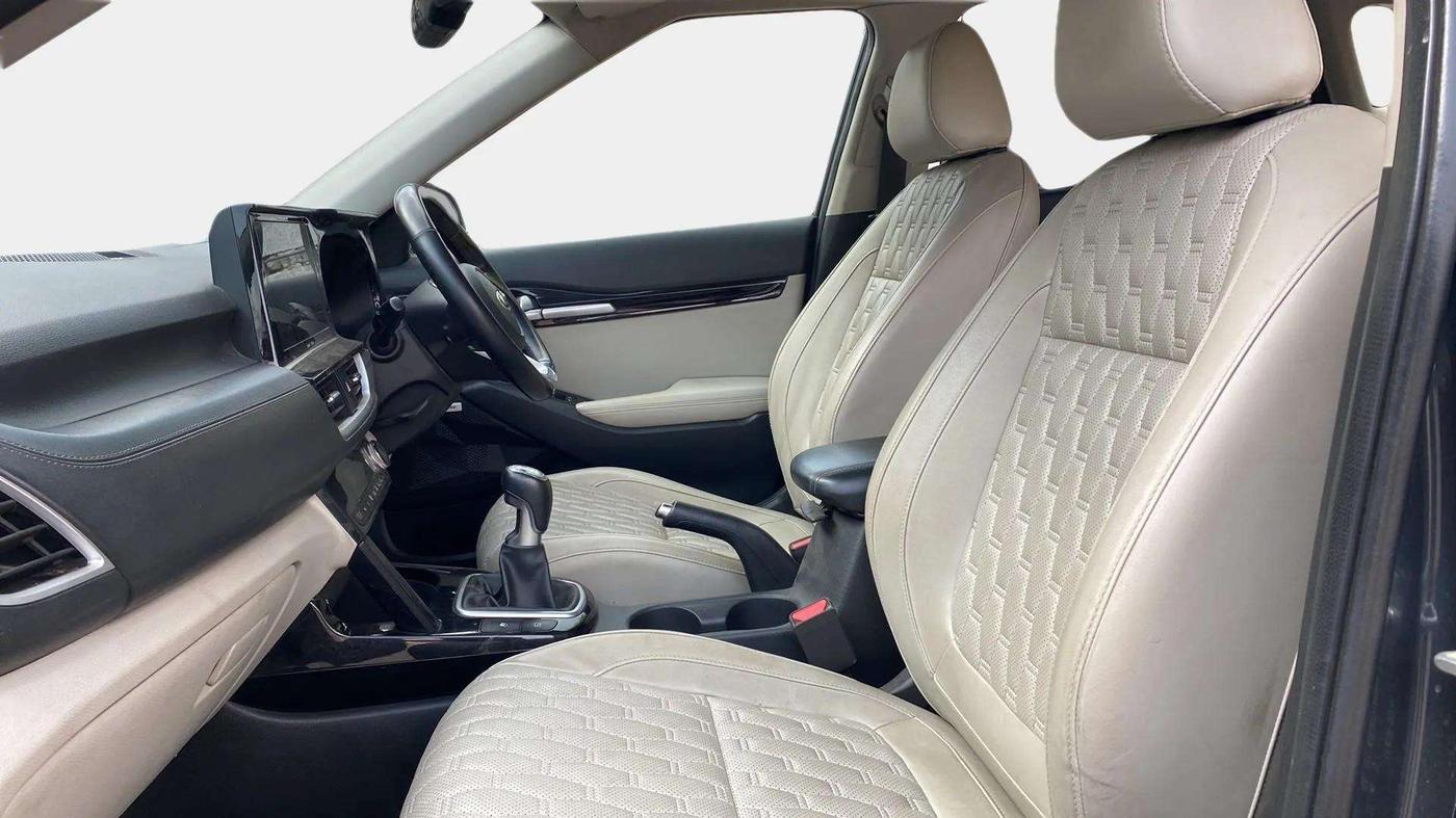2020 KIA SELTOS HTX PLUS 1.5 DIESEL, Diesel, Manual, 92,266 km, Right Side Front Door Cabin