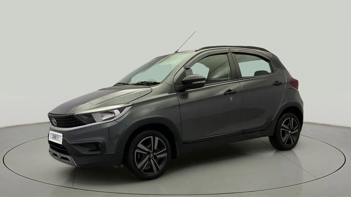 2022 Tata TIAGO NRG XZ MT, Petrol, Manual, 29,536 km, Left Front Diagonal