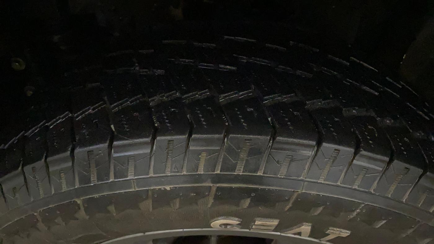 2022 Mahindra Thar LX HT PETROL 4WD MT, Petrol, Manual, 43,511 km, Left Front Tyre Tread