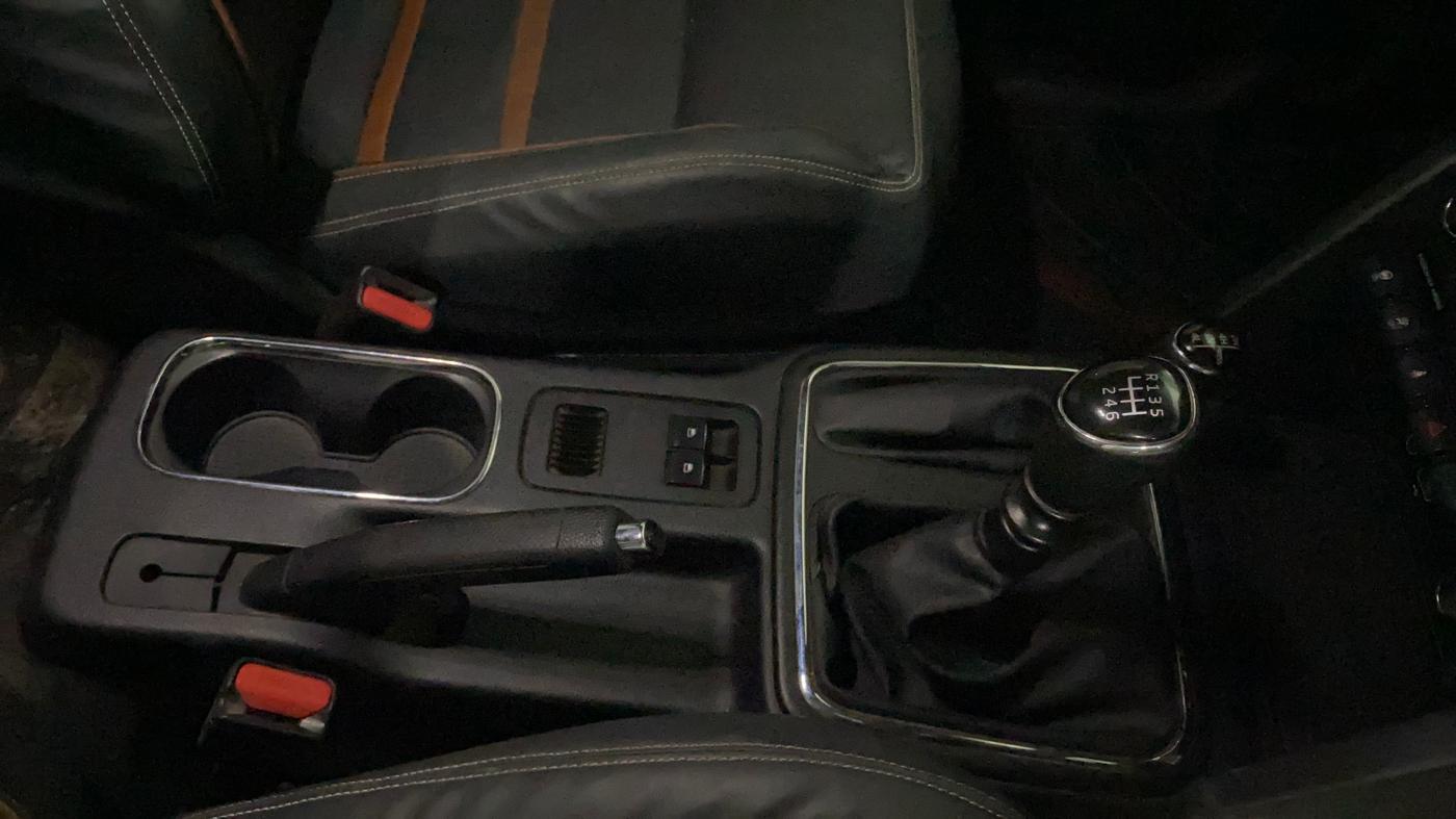 2022 Mahindra Thar LX HT PETROL 4WD MT, Petrol, Manual, 43,511 km, Gear Lever