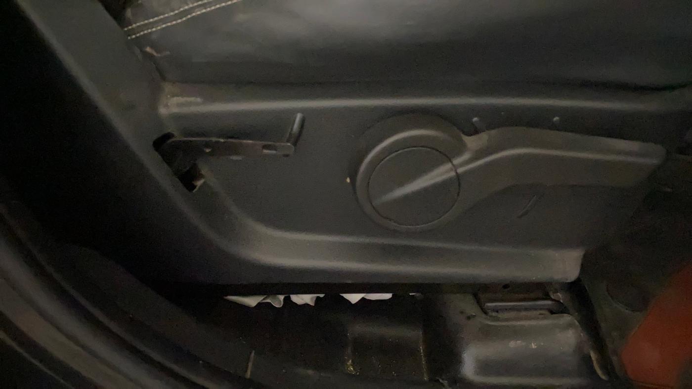 2022 Mahindra Thar LX HT PETROL 4WD MT, Petrol, Manual, 43,511 km, Driver Side Adjustment Panel