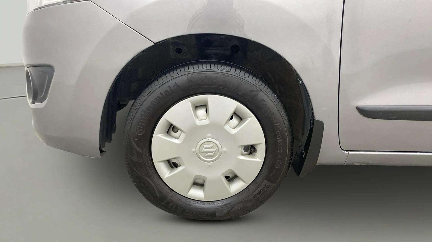 2018 Maruti Wagon R 1.0 LXI CNG (O), CNG, Manual, 68,787 km, Left Front Wheel