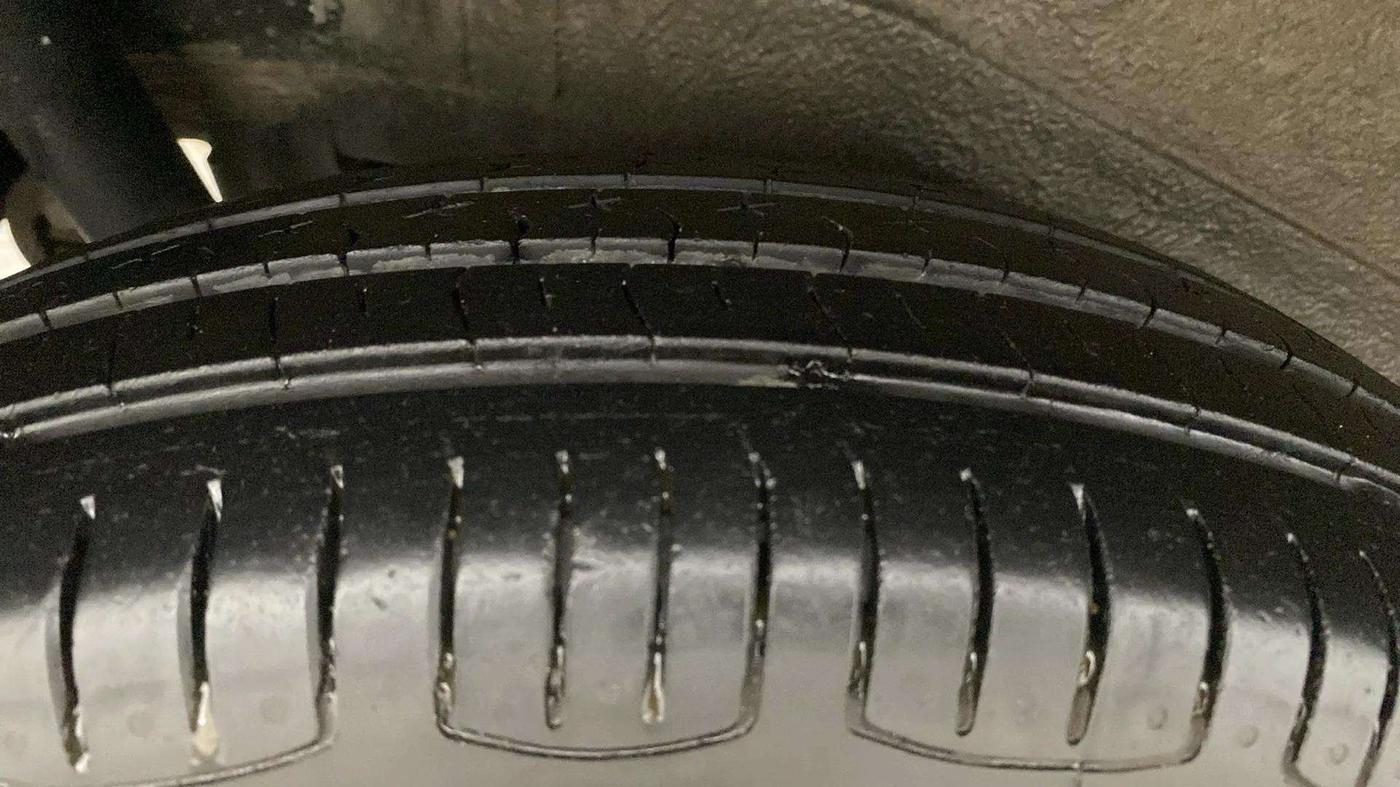 2018 Maruti Wagon R 1.0 LXI CNG (O), CNG, Manual, 68,787 km, Right Rear Tyre Tread