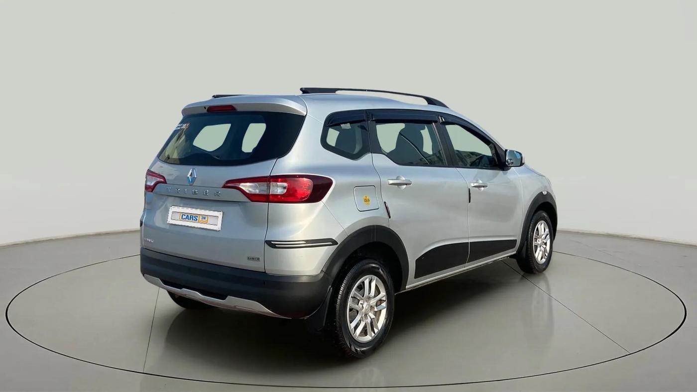 2021 Renault TRIBER RXT AMT, Petrol, Automatic, 66,282 km, Right Back Diagonal