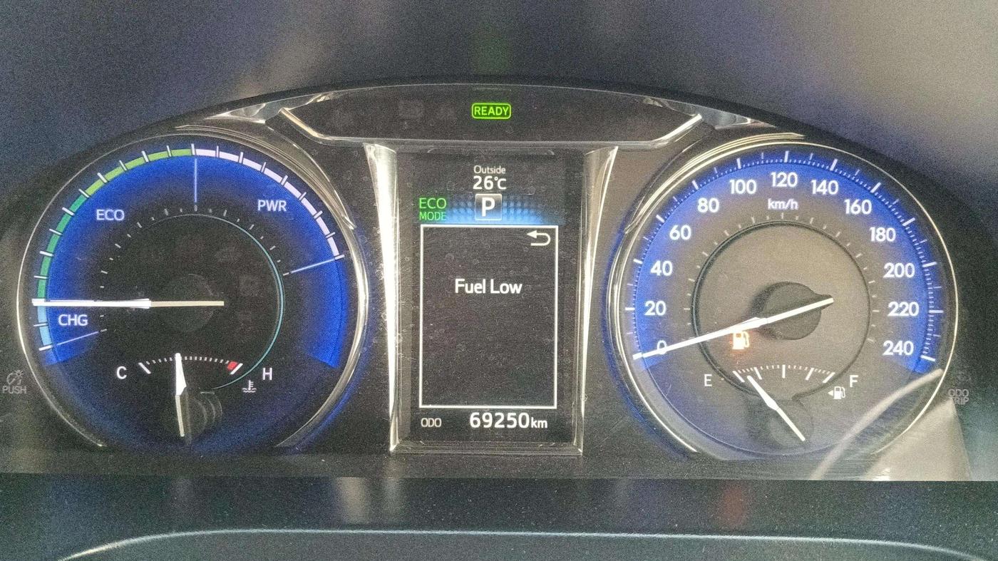 2016 Toyota Camry HYBRID, Hybrid, Automatic, 69,246 km, Odometer Image