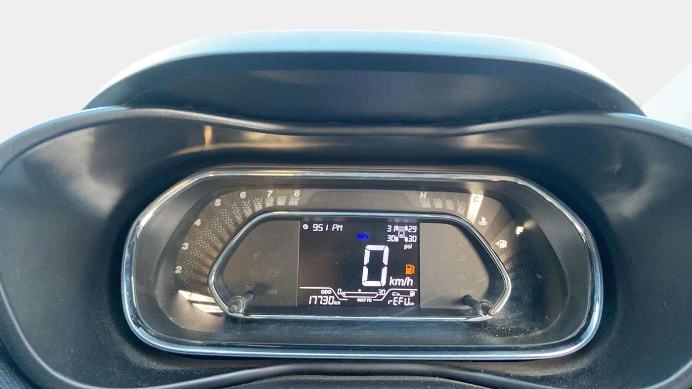 2022 Tata NEXON XZ PLUS PETROL SUNROOF, Petrol, Manual, 17,719 km, Odometer Image
