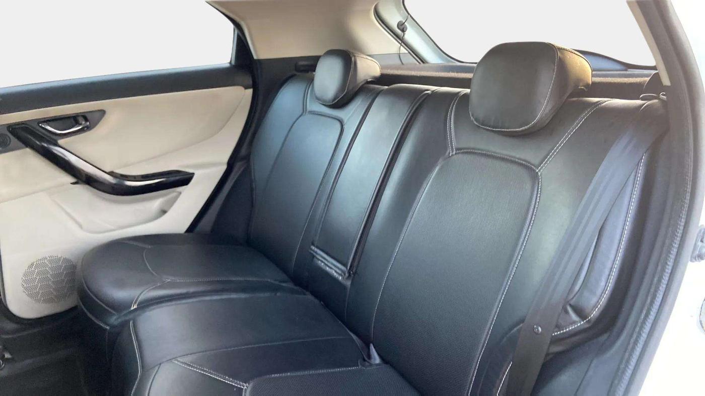2022 Tata NEXON XZ PLUS PETROL SUNROOF, Petrol, Manual, 17,719 km, Right Side Rear Door Cabin