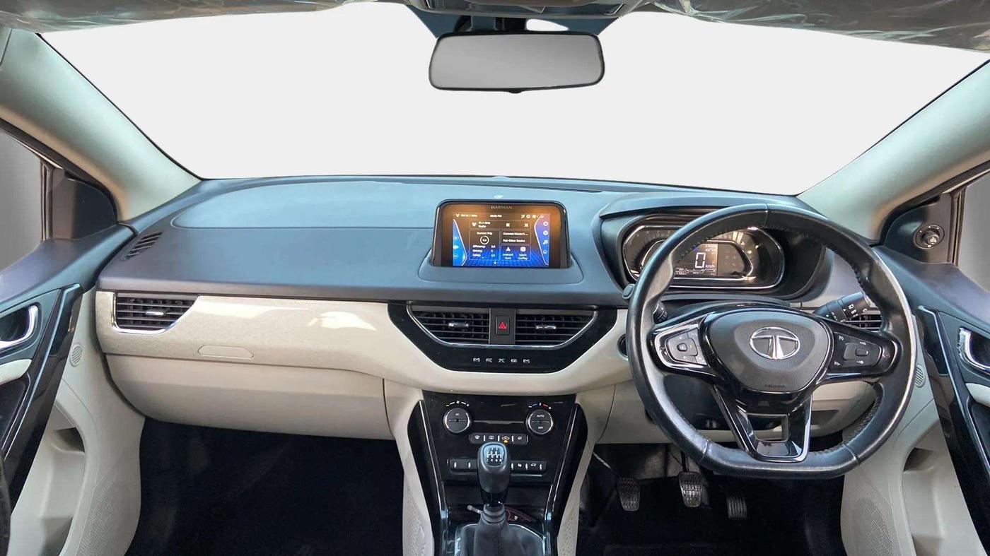 2022 Tata NEXON XZ PLUS PETROL SUNROOF, Petrol, Manual, 17,719 km, Dashboard