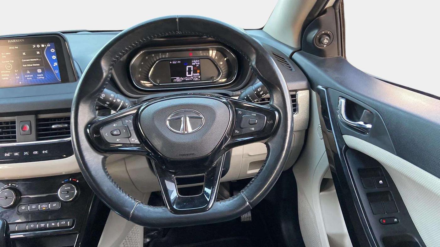 2022 Tata NEXON XZ PLUS PETROL SUNROOF, Petrol, Manual, 17,719 km, Steering Wheel Close Up