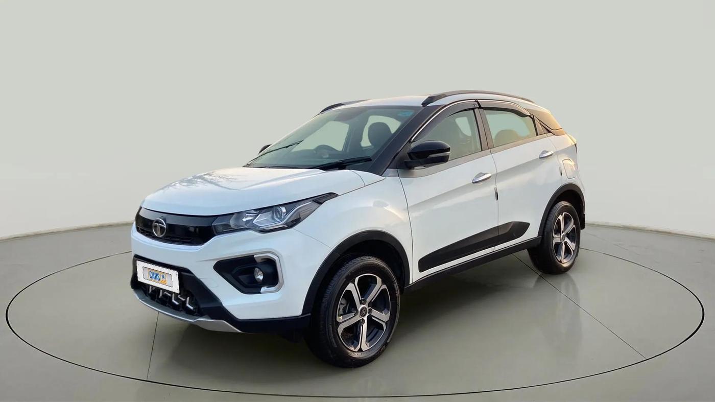 2022 Tata NEXON XZ PLUS PETROL SUNROOF, Petrol, Manual, 17,719 km, Left Front Diagonal