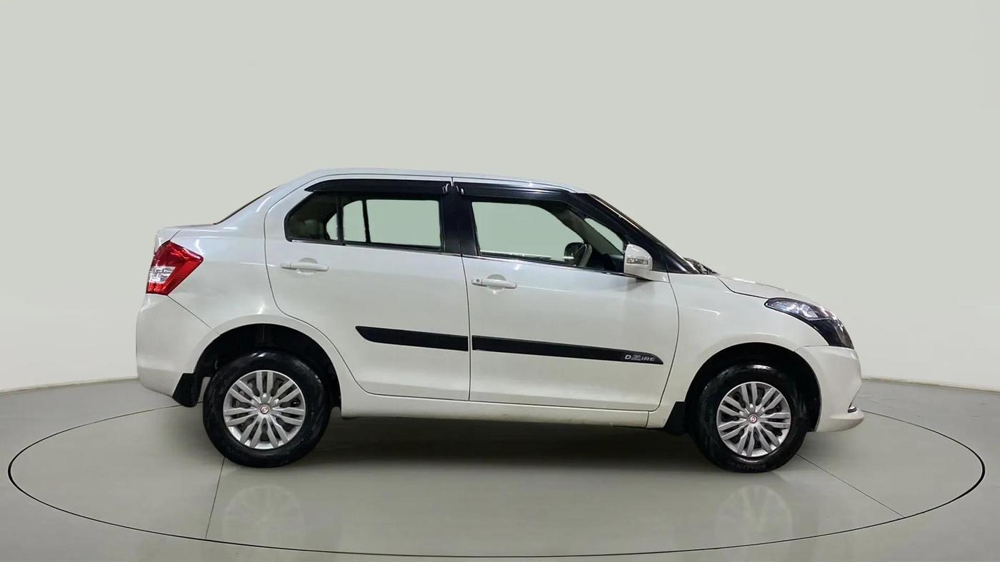 2015 Maruti Swift Dzire VXI, Petrol, Manual, 93,658 km, Right Side View