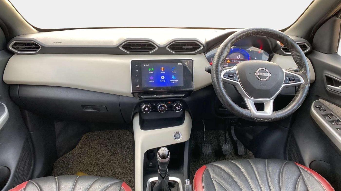 2021 Nissan MAGNITE XV MT, Petrol, Manual, 33,200 km, Dashboard