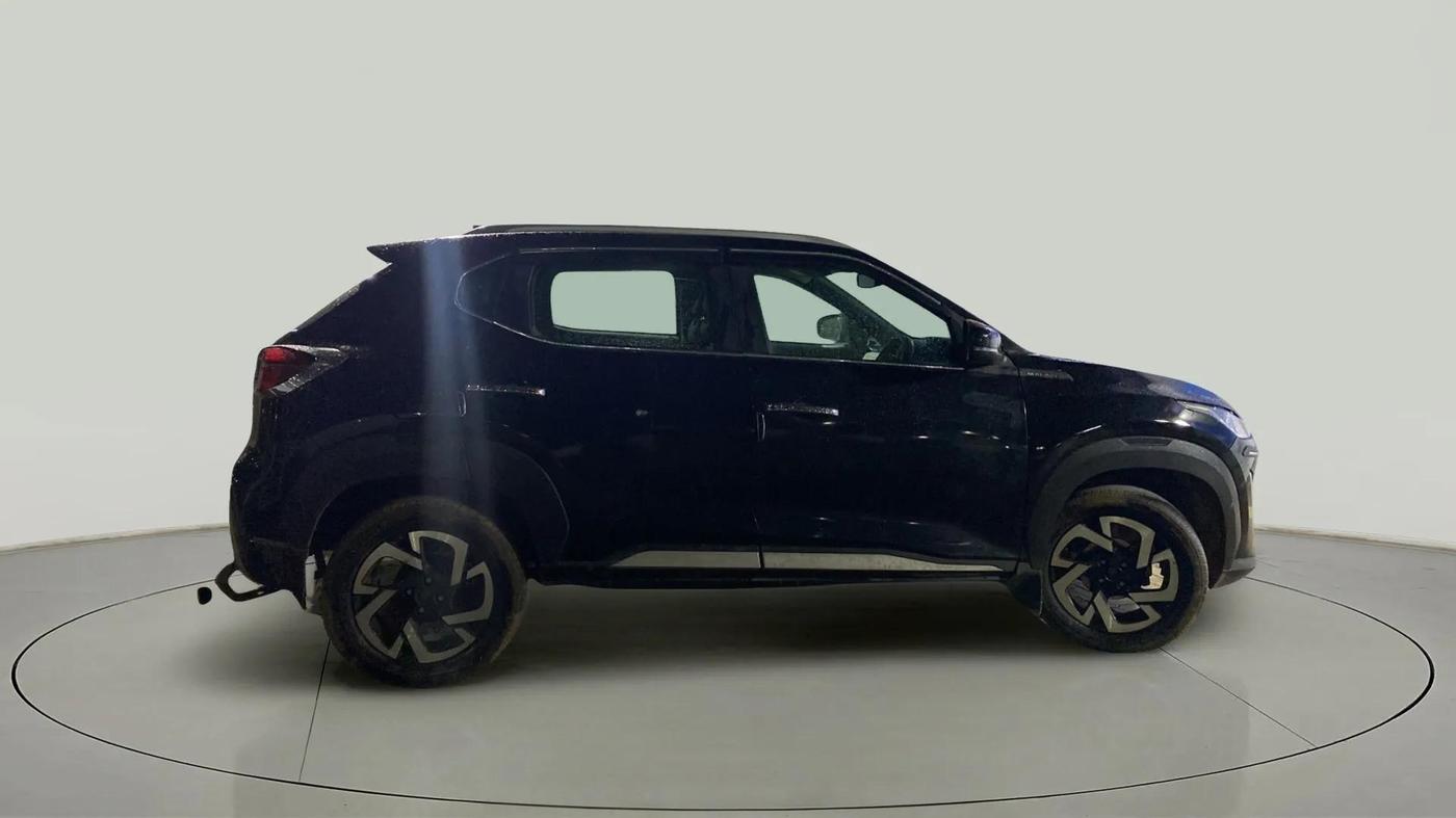 2021 Nissan MAGNITE XV MT, Petrol, Manual, 33,200 km, Right Side