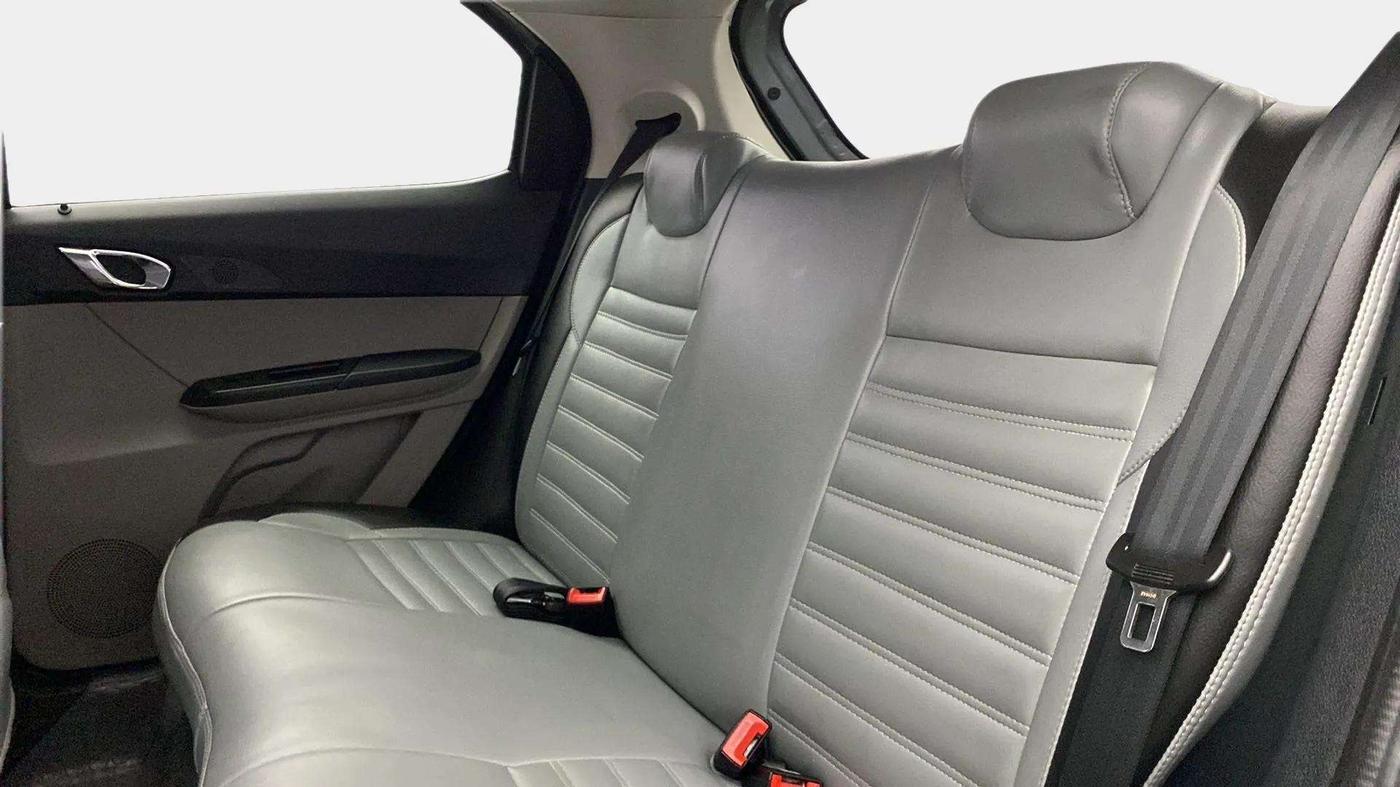 2018 Tata Tiago XZA PETROL, Petrol, Automatic, 88,434 km, Right Side Rear Door Cabin