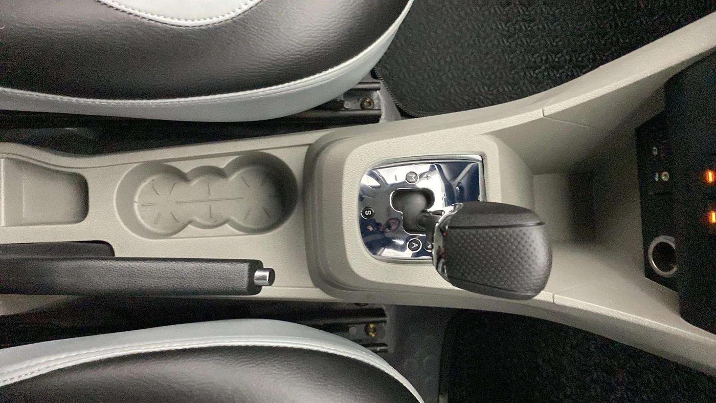2018 Tata Tiago XZA PETROL, Petrol, Automatic, 88,434 km, Gear Lever